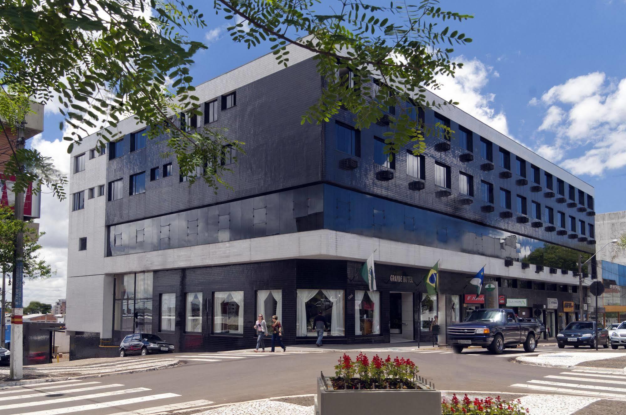 Grande Hotel Guarapuava Kültér fotó